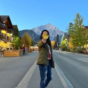 Meet your Posher, Micen